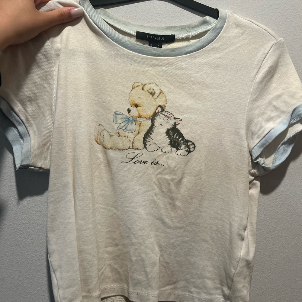 Forever 21 Adult Baby Tee with Light Blue Trim Teddy & Kitten Graphic